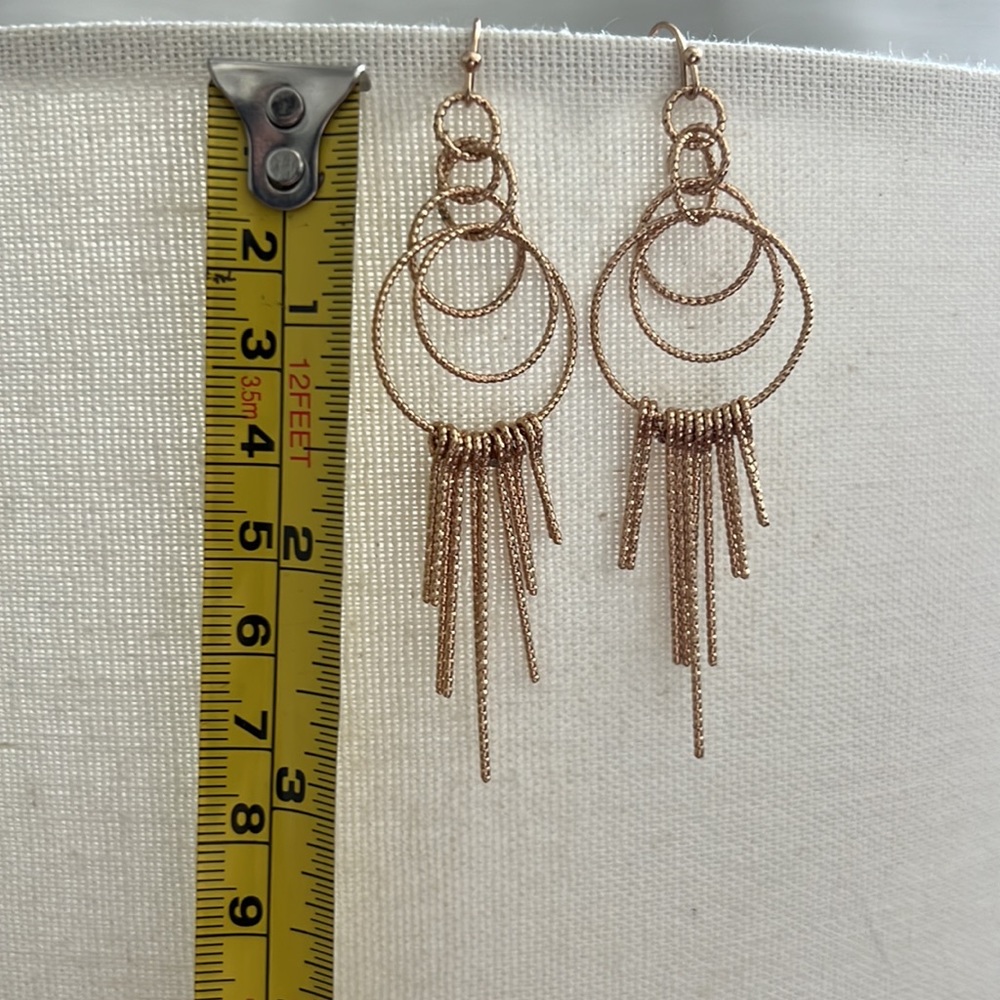 ✨Amazing statement earrings✨ - Picture 3 of 4